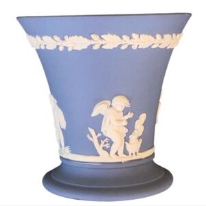 Wedgwood English Neoclassical Jasperware Blue and White Small Cherub Vase